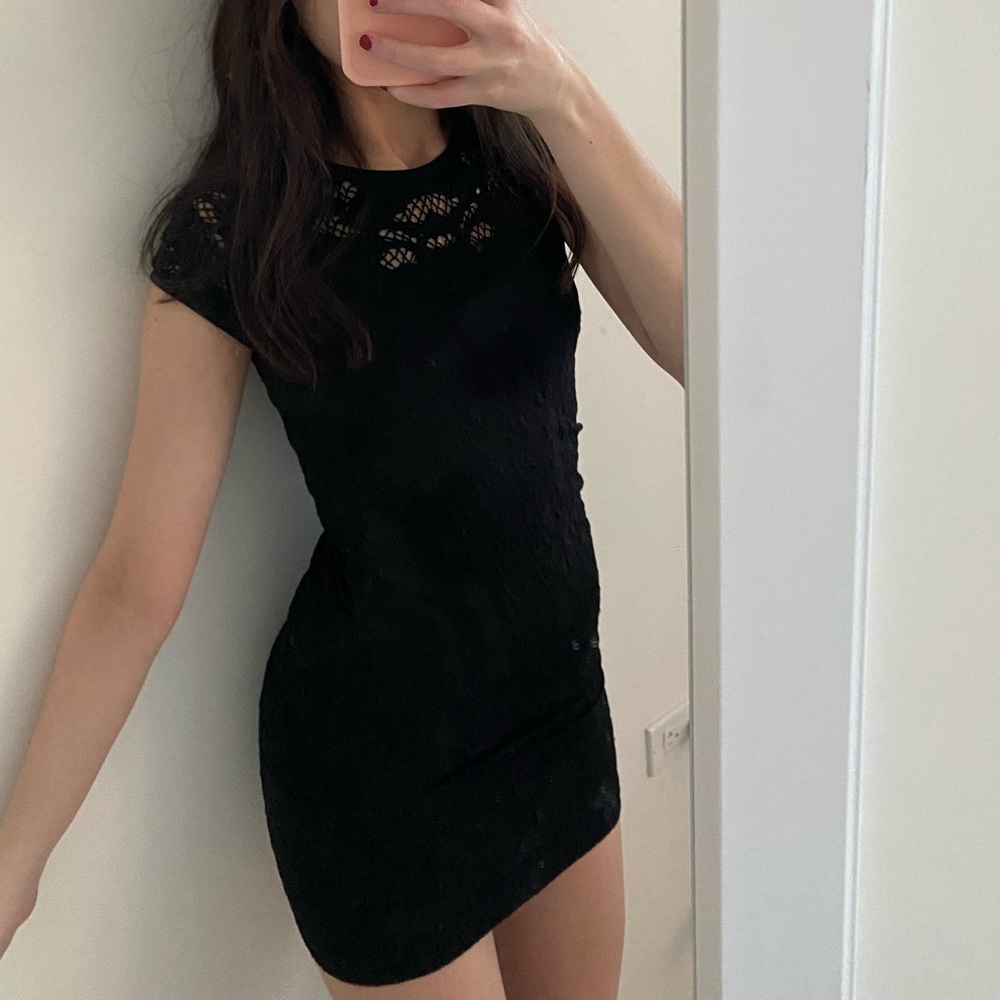 LBD- mesh black bodycon dress looks like bebe and only worn to take pics.